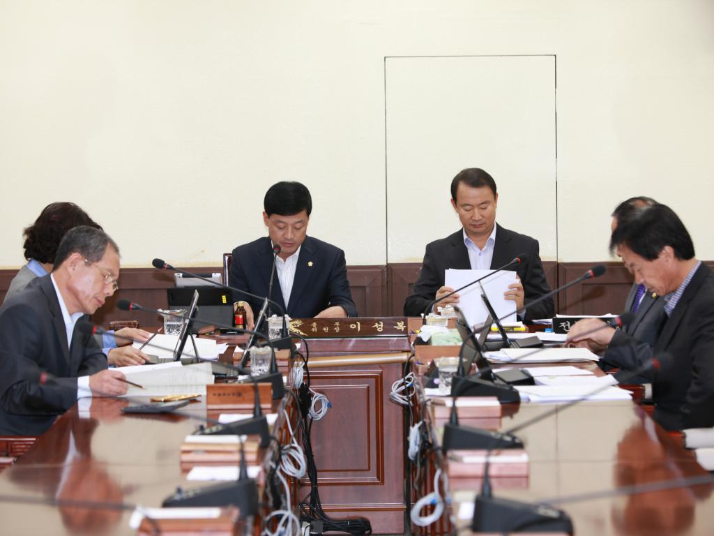 제187회 거창군의회 임시회 총무위원회