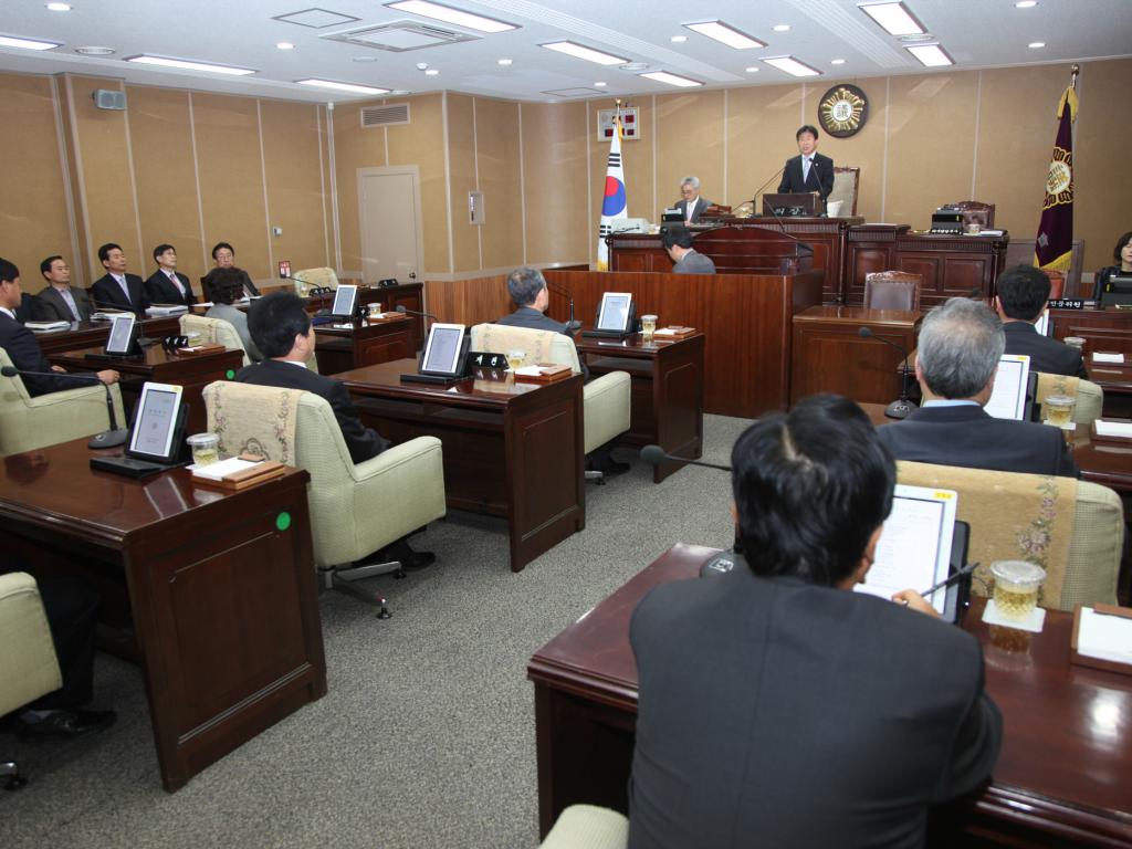 제191회 거창군의회 임시회 개회