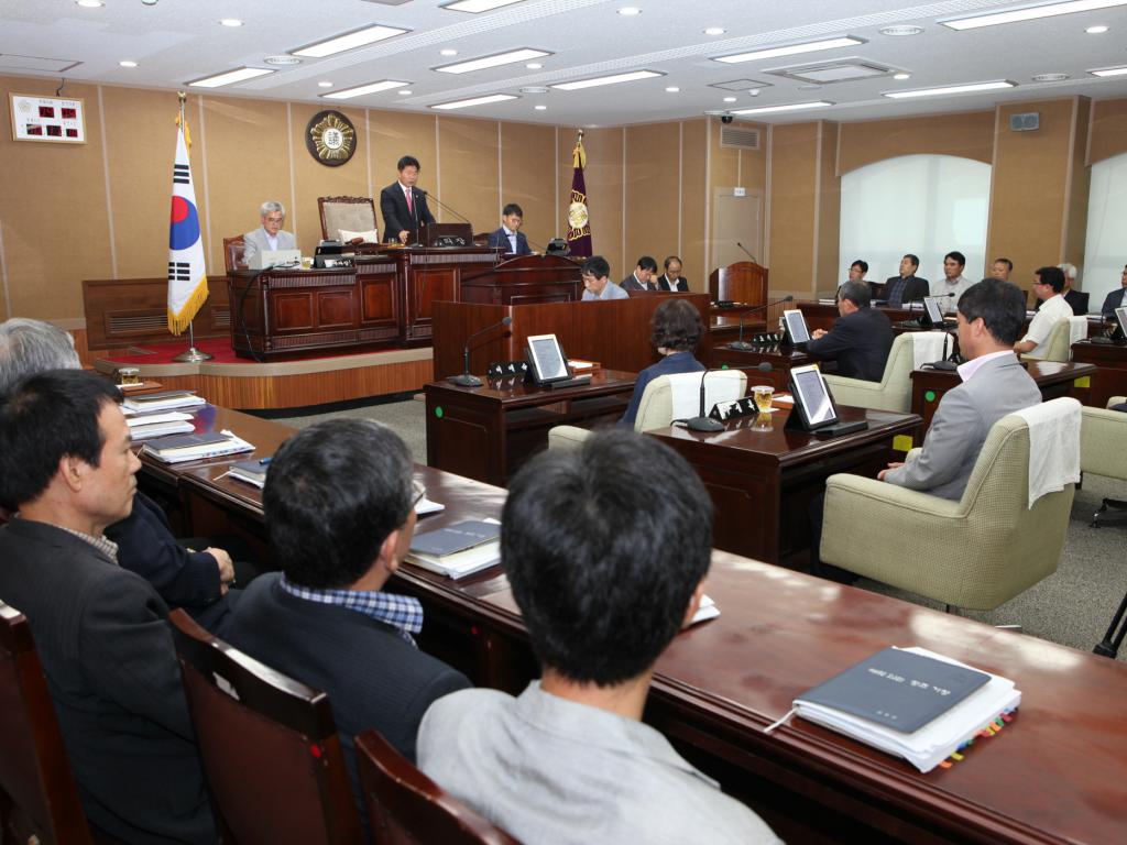 제194회 거창군의회 제1차 정례회 본회의