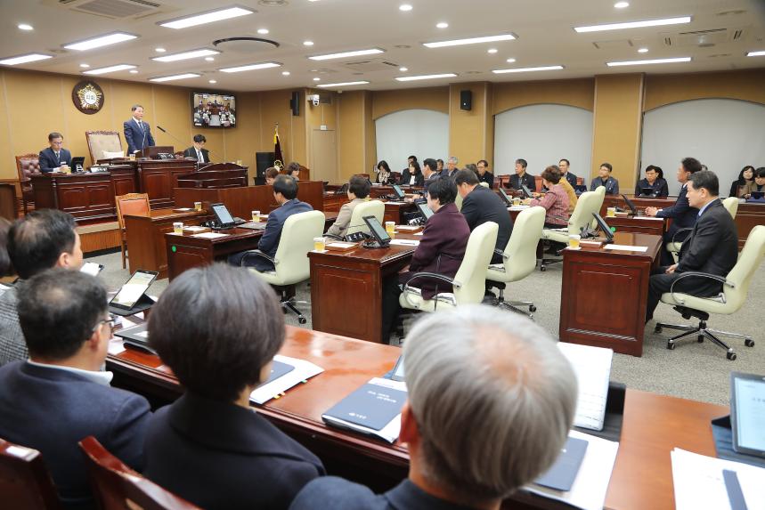 제285회 거창군의회 임시회 제2차 본회의