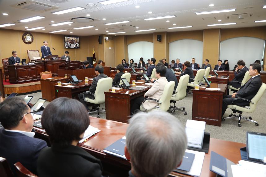 제285회 거창군의회 임시회 제3차 본회의
